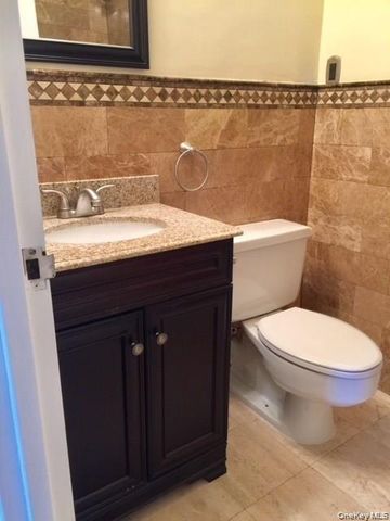 30 Greenridge Avenue 4D, White Plains, NY 10605