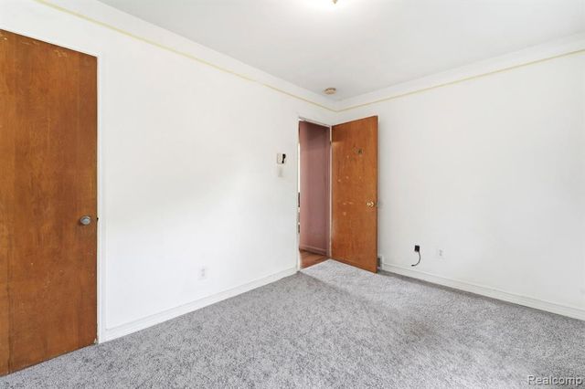 19304 Connecticut Street, Roseville, MI 48066