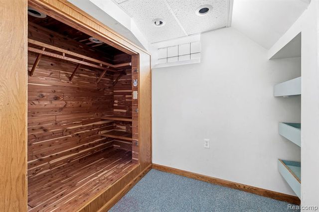 19304 Connecticut Street, Roseville, MI 48066