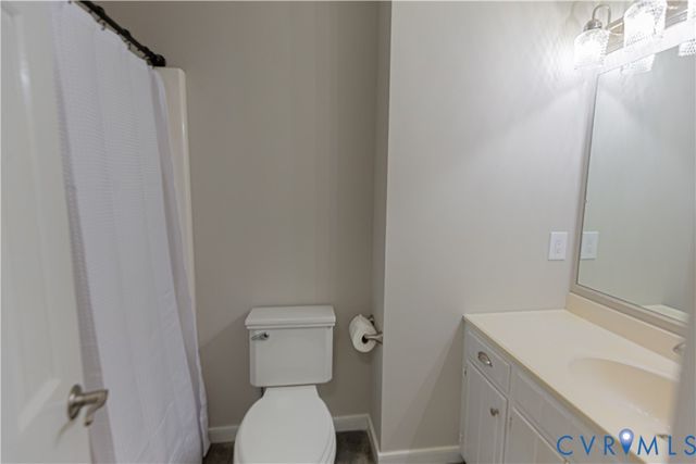 9741 Ashworth Dr, North Chesterfield, VA 23236
