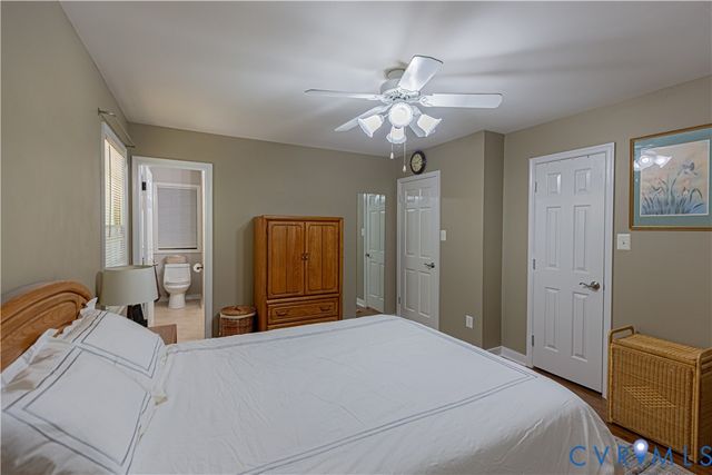 9741 Ashworth Dr, North Chesterfield, VA 23236