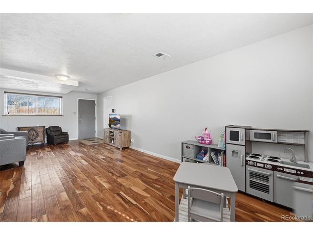 187 Wallace St, Northglenn, CO 80234
