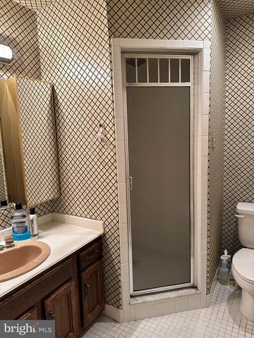 301 BROWNING LN #20, Cherry Hill, NJ 08003