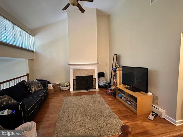 301 BROWNING LN #20, Cherry Hill, NJ 08003