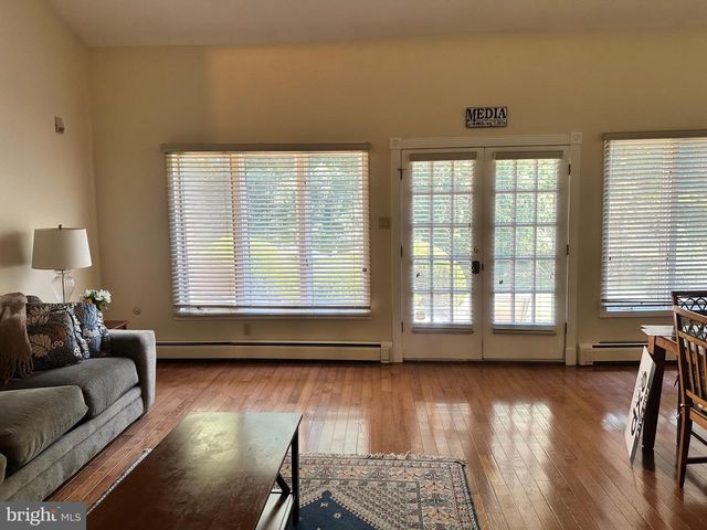 301 BROWNING LN #20, Cherry Hill, NJ 08003