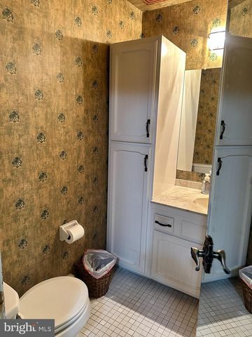 301 BROWNING LN #20, Cherry Hill, NJ 08003