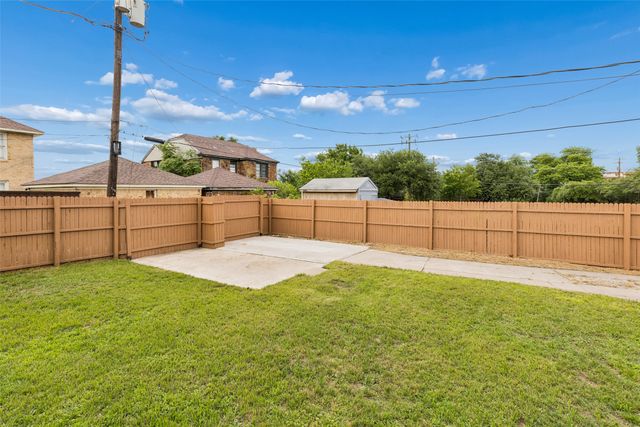 2427 Alco Avenue, Dallas, TX 75211