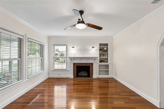 2427 Alco Avenue, Dallas, TX 75211