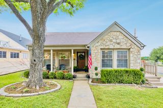 2427 Alco Avenue, Dallas, TX 75211