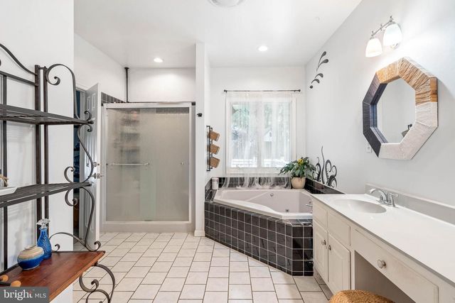 89 CRESTHAVEN DR, Ocean Pines, MD 21811