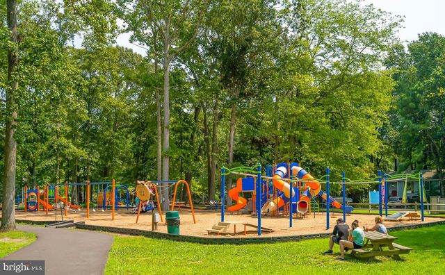 89 CRESTHAVEN DR, Ocean Pines, MD 21811