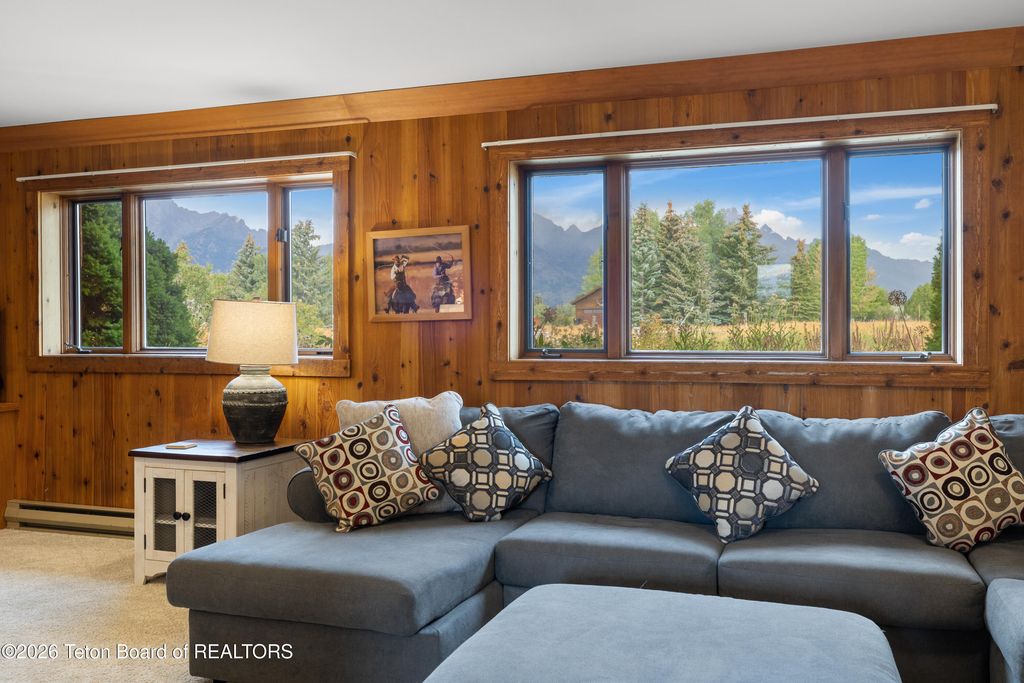600 PONDEROSA Drive, Jackson, WY 83001 photo 16