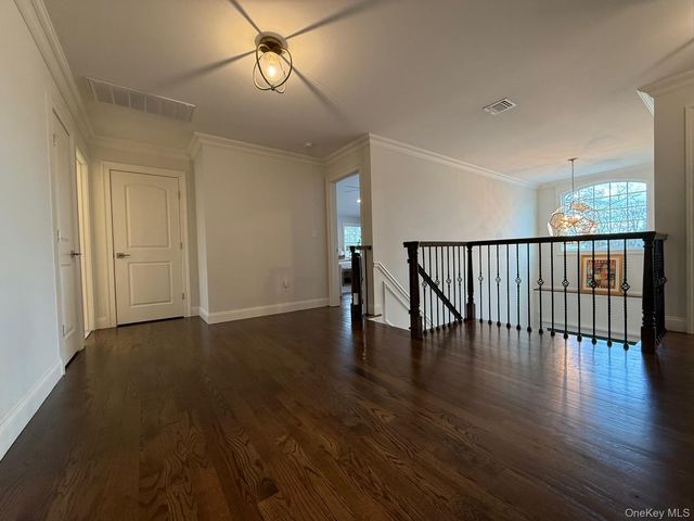 116 Winifred Drive, Merrick, NY 11566