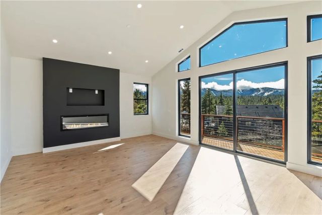 506 Wood bridge, Big Bear City, CA 92314