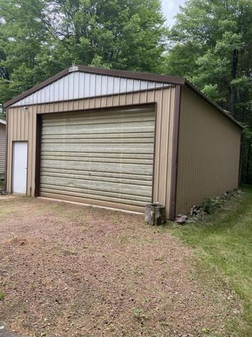 W13924 Lewis LANE, Athelstane, WI 54104