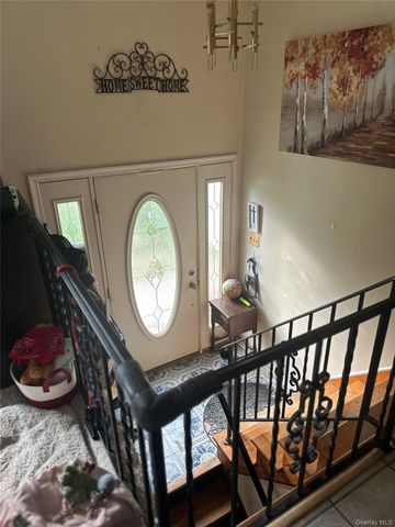 1425 State Route 32, Wallkill, NY 12589