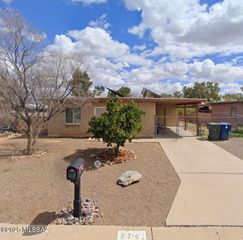 2742 N Fair Oaks Avenue, Tucson, AZ 85712