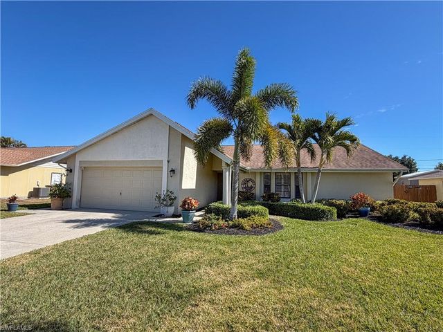 611 SE 20th PL, Cape Coral, FL 33990