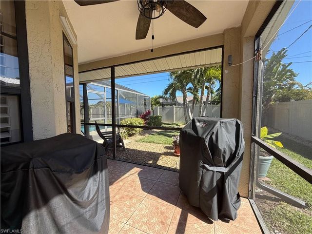 611 SE 20th PL, Cape Coral, FL 33990