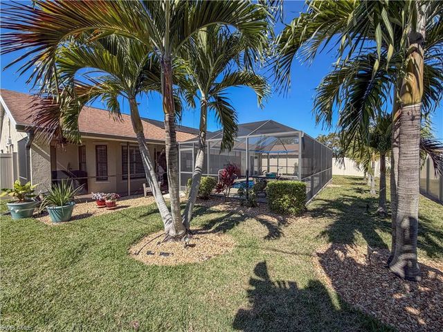 611 SE 20th PL, Cape Coral, FL 33990