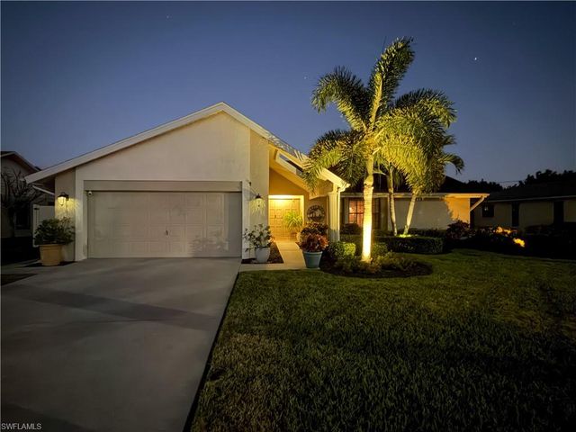 611 SE 20th PL, Cape Coral, FL 33990