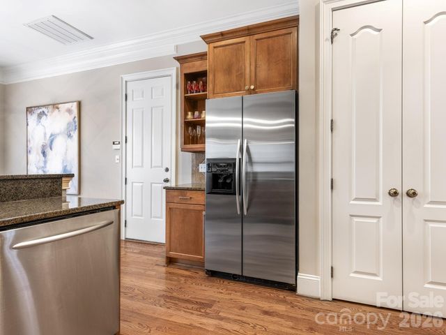 2808 Gablestone Way, Charlotte, NC 28207