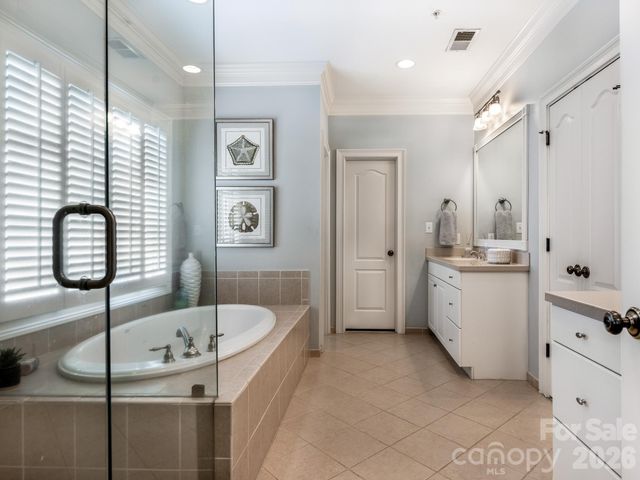 2808 Gablestone Way, Charlotte, NC 28207