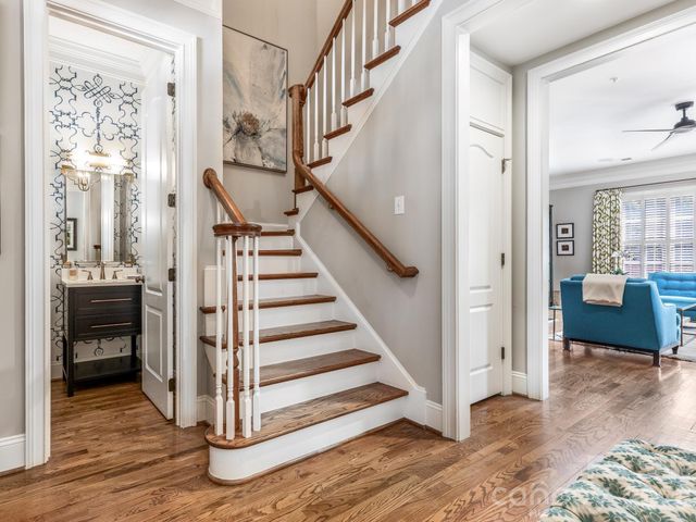2808 Gablestone Way, Charlotte, NC 28207