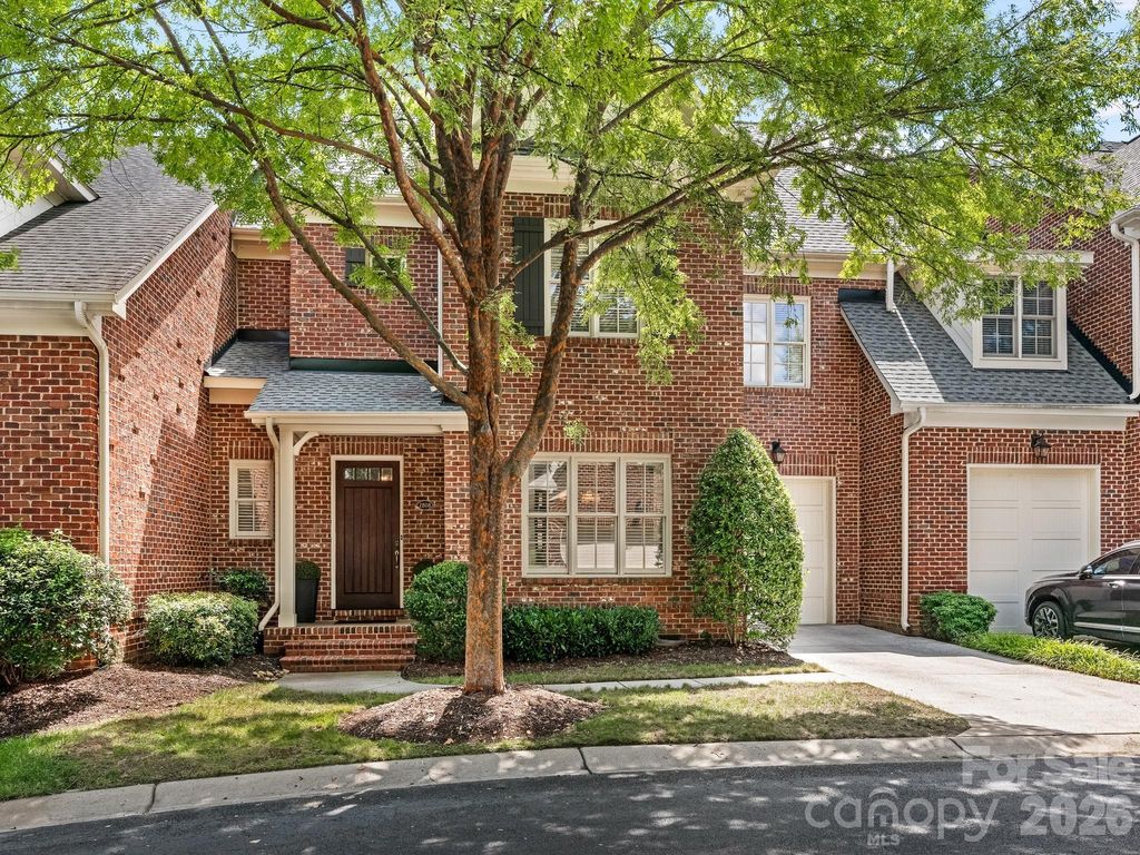 2808 Gablestone Way, Charlotte, NC 28207