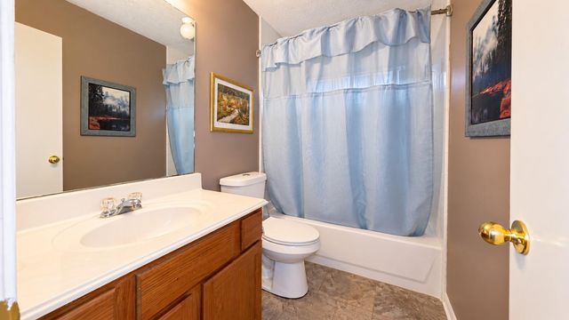 5026 Edgegate Drive, Spring, TX 77373