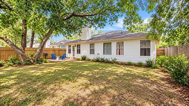 5026 Edgegate Drive, Spring, TX 77373