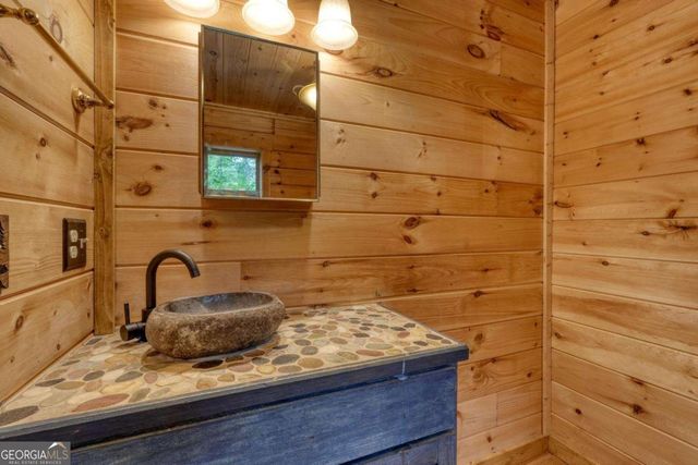 85 Cold Springs Road, Morganton, GA 30560