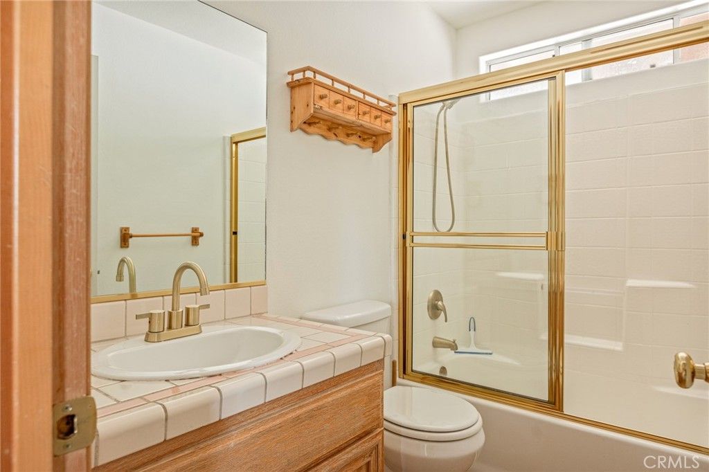 Image 25 of property listing at 1208 Aleutian, Lake Arrowhead, CA 92352