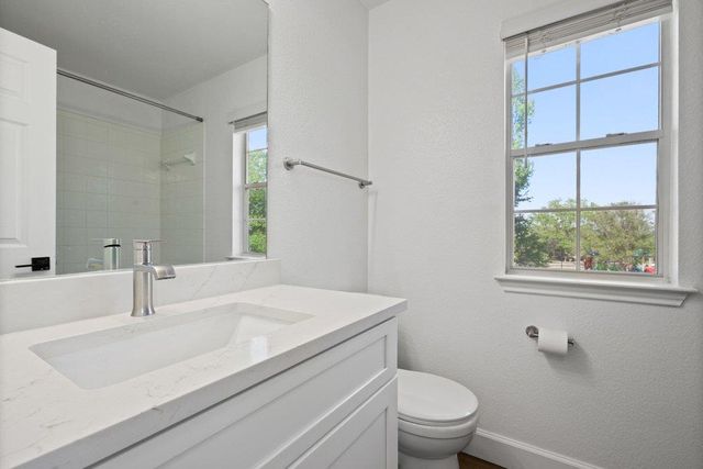 173 Decker, Kyle, TX 78640