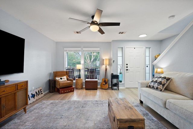 173 Decker, Kyle, TX 78640