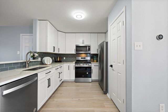 173 Decker, Kyle, TX 78640