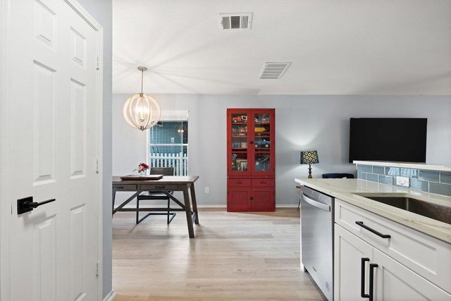 173 Decker, Kyle, TX 78640