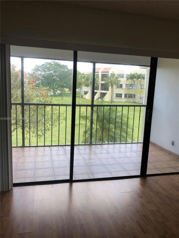 210 Lakeview Dr 207, Weston, FL 33326