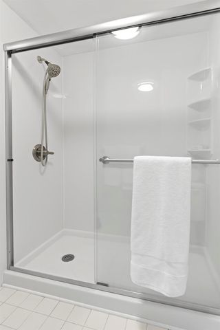 7100 SUNSHINE SKYWAY LANE S 704, St Petersburg, FL 33711