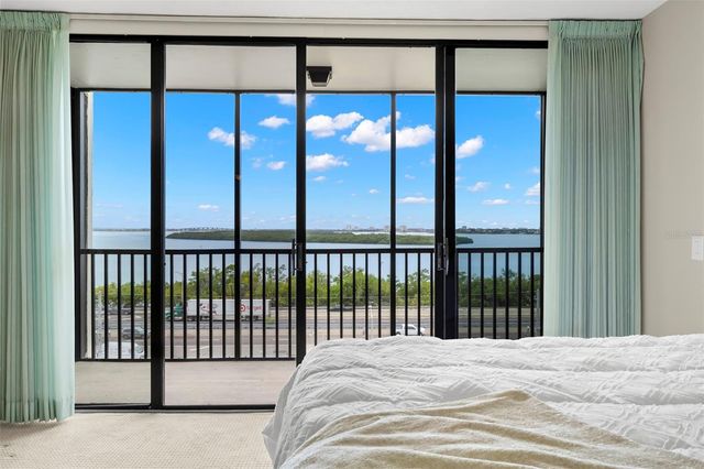 7100 SUNSHINE SKYWAY LANE S 704, St Petersburg, FL 33711
