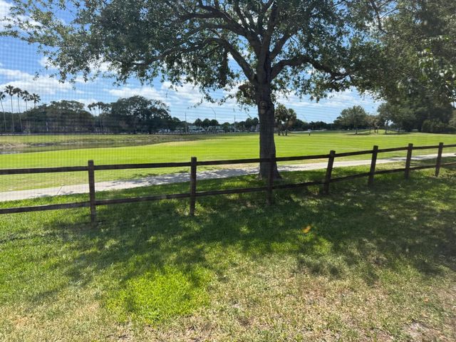 1641 Fairway Road, Pembroke Pines, FL 33026