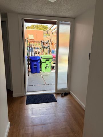 1641 Fairway Road, Pembroke Pines, FL 33026