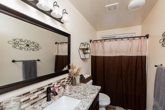 4813 Smokey Mountain Way, Bakersfield, CA 93312