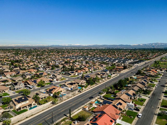 4813 Smokey Mountain Way, Bakersfield, CA 93312