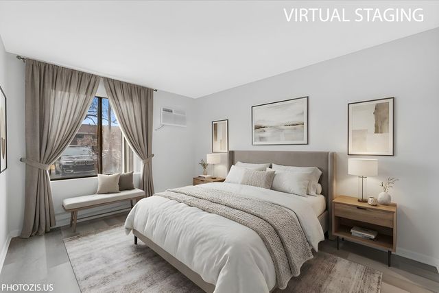 1225 N Winslowe Drive 101, Palatine, IL 60067