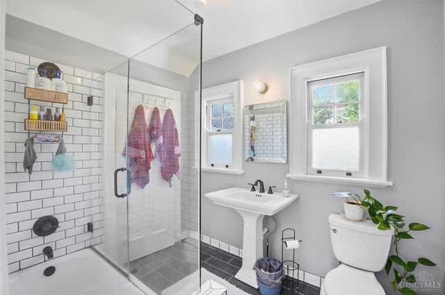 961 Marion Avenue, Cincinnati, OH 45229