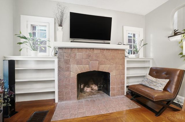 961 Marion Avenue, Cincinnati, OH 45229