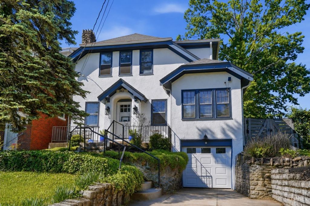 961 Marion Avenue, Cincinnati, OH 45229