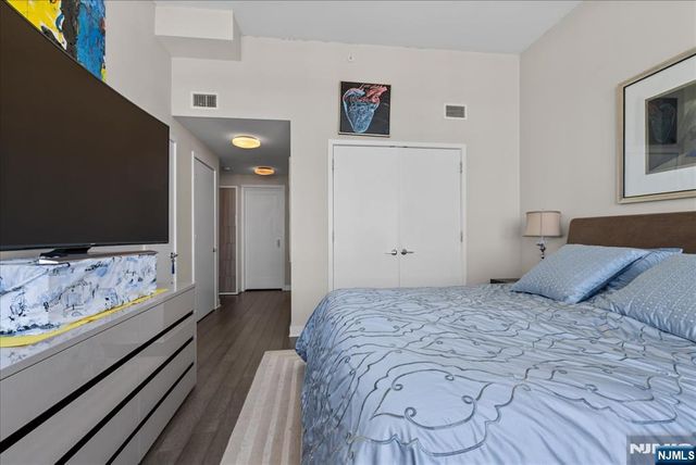 1200 Avenue Port Imp 705, Weehawken, NJ 07086