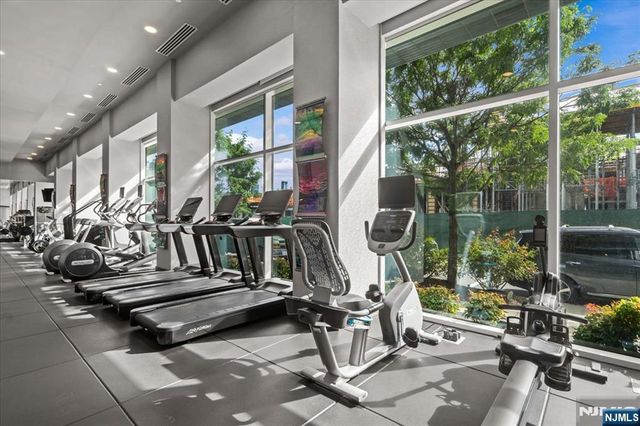 1200 Avenue Port Imp 705, Weehawken, NJ 07086